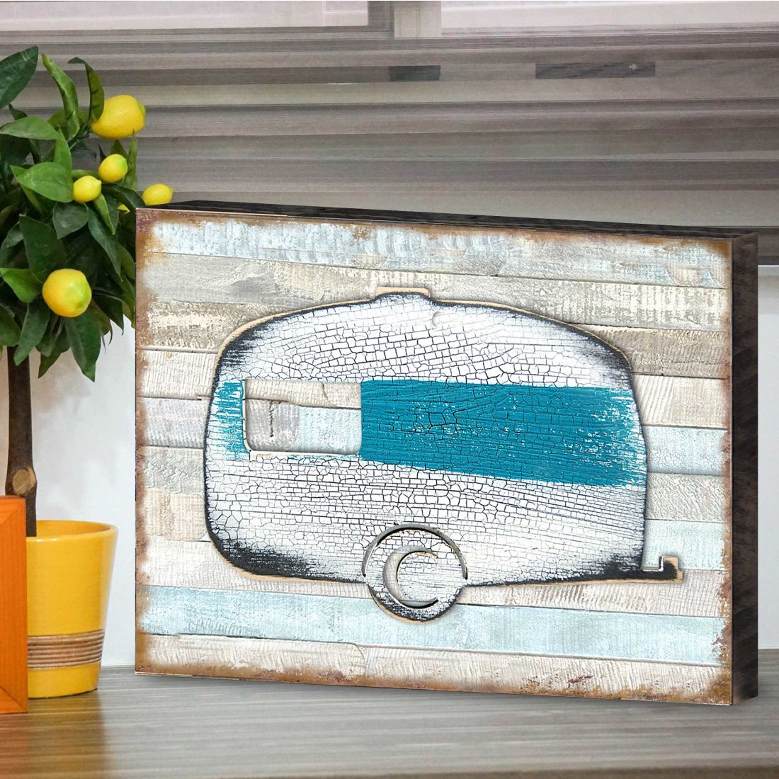 Camper Wooden Wall Art - Wildlife Holiday Decor - 8198431B